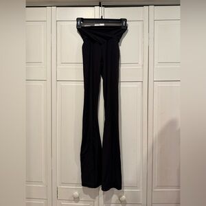 Offline by aerie size Xs high rise flare yoga pants like‎ new